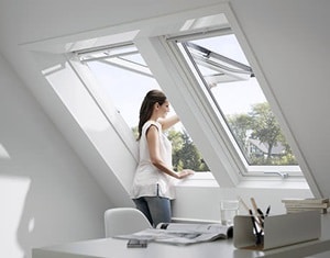 Homekit Devices - Woman near window